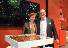 An Beekenkamp and Jos Looije in the stand of Looye Kwekers